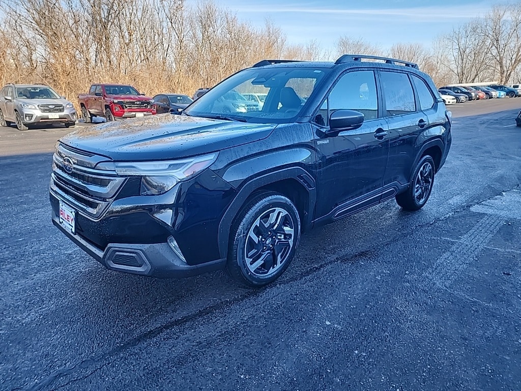 2025 Subaru Forester Limited's photo