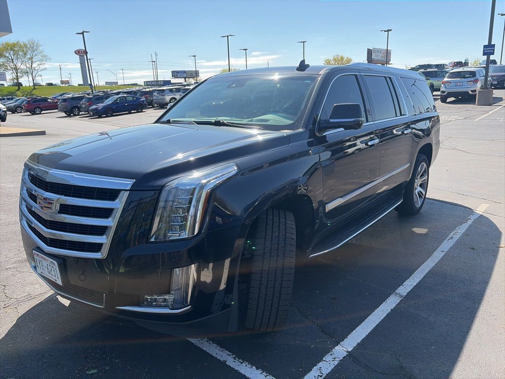 2016 Cadillac Escalade ESV AWD Luxury's photo