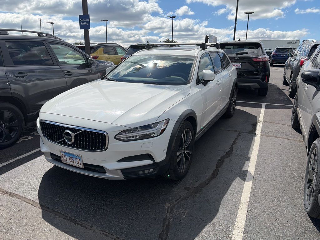 2018 Volvo V90 Cross Country T5 AWD's photo