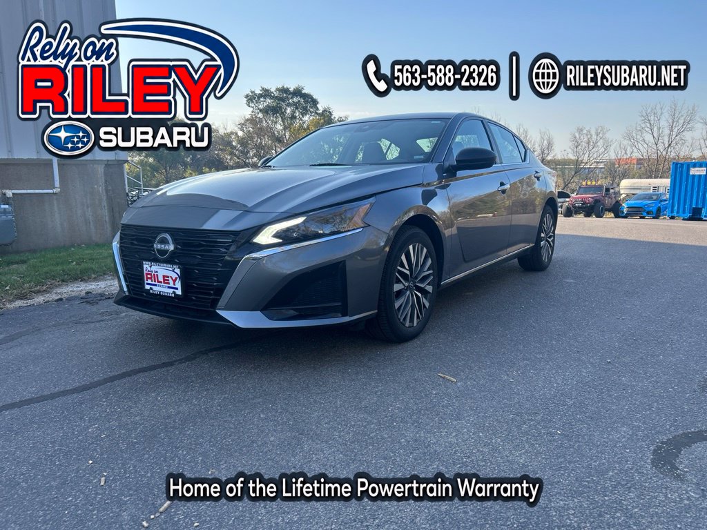 2025 Nissan Altima