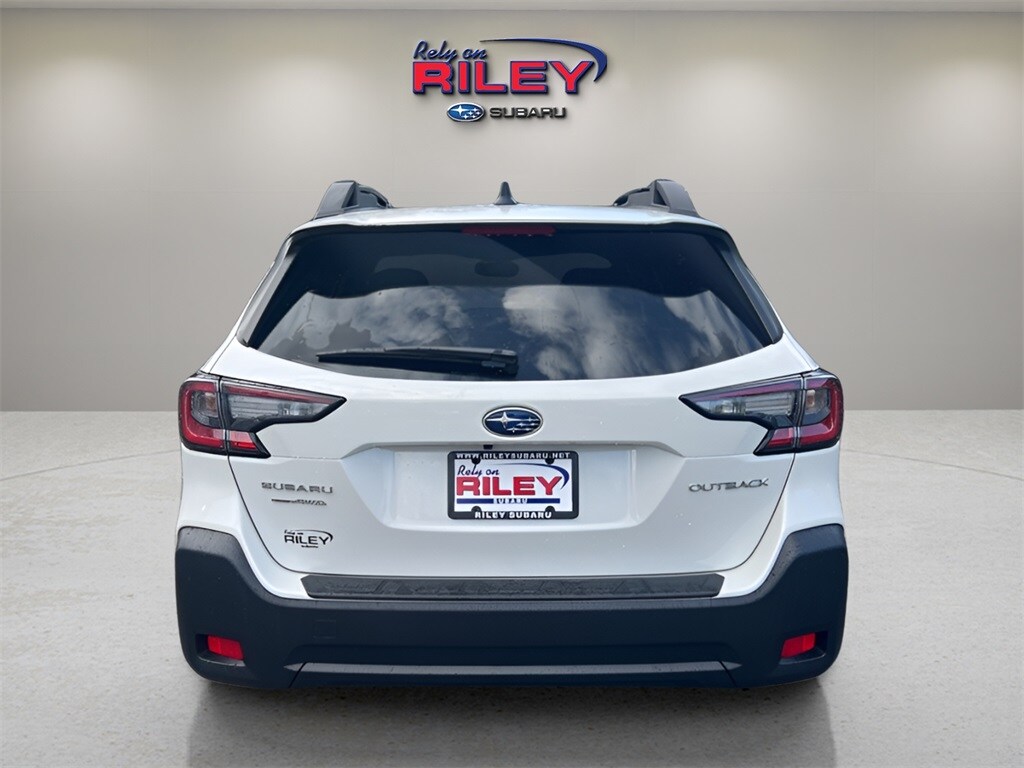 2025 Subaru Outback Premium photo 4