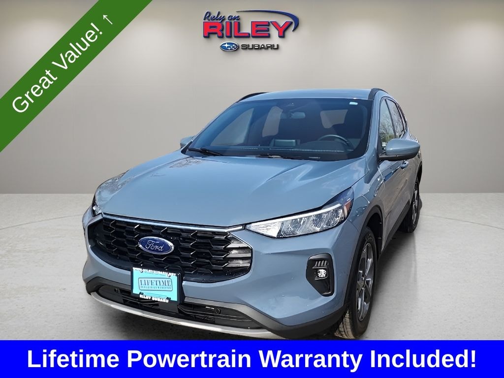 Used 2025 Ford Escape ST-Line Select SUV