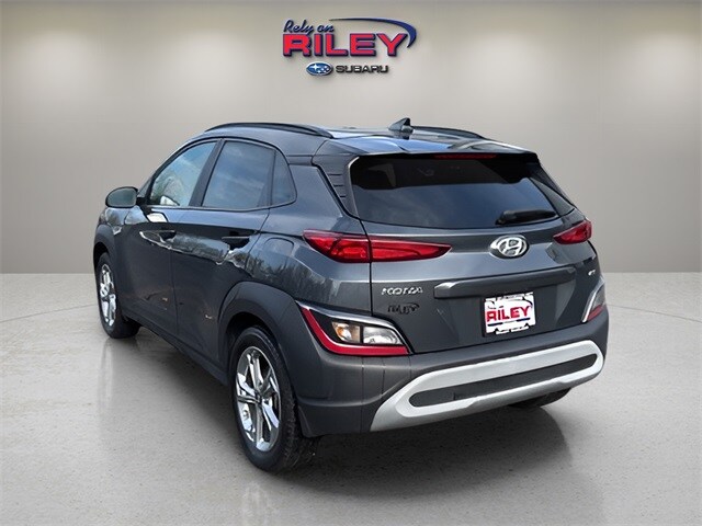 2022 Hyundai Kona SEL photo 3