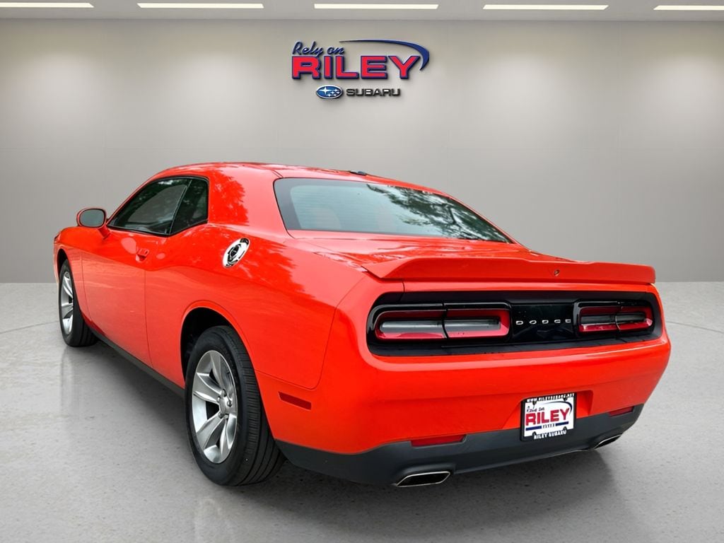 Used 2018 Dodge Challenger SXT Coupe