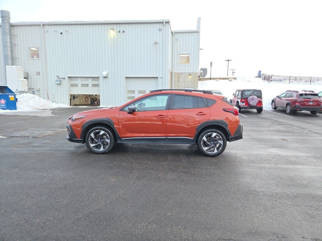 2025 Subaru Crosstrek Limited photo 3