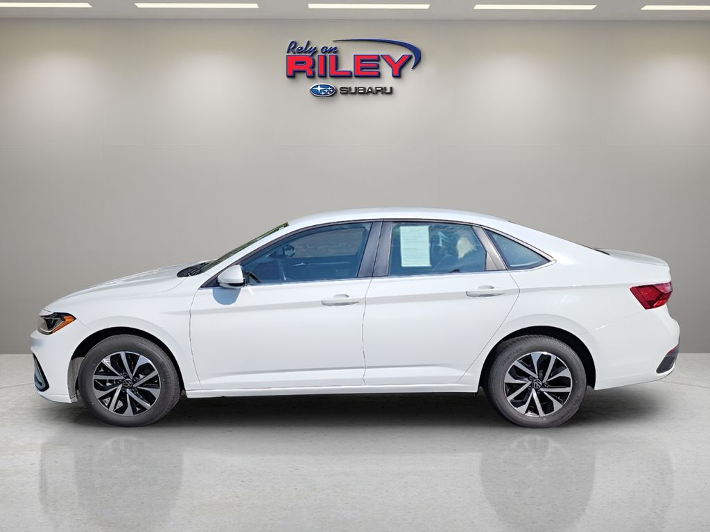 3VW5X7BU0SM004797
