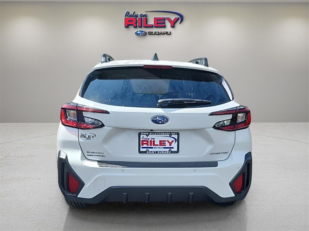 2025 Subaru Crosstrek Limited photo 2