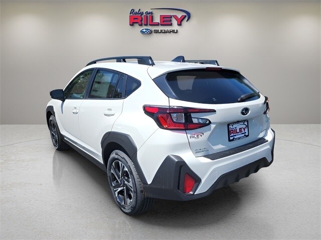 2025 Subaru Crosstrek Premium photo 3