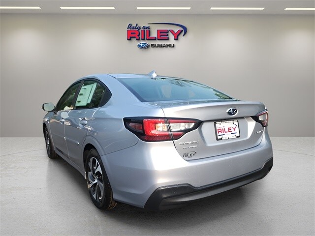 2025 Subaru Legacy Premium photo 2