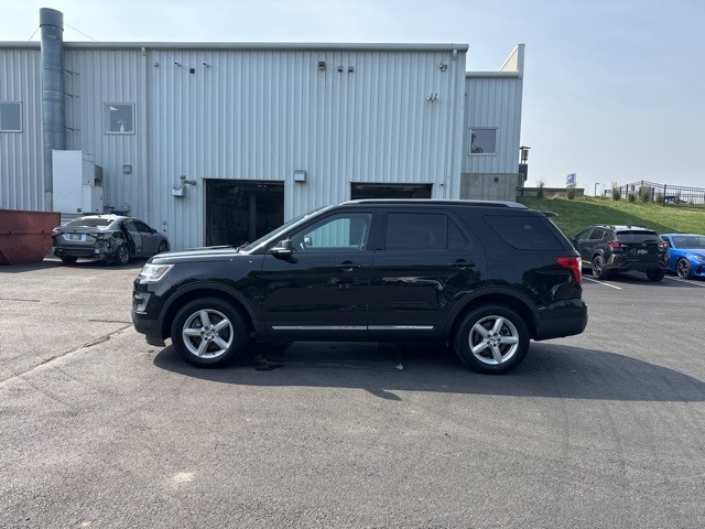 Used 2017 Ford Explorer XLT with VIN 1FM5K8D80HGC60346 for sale in Dubuque, IA