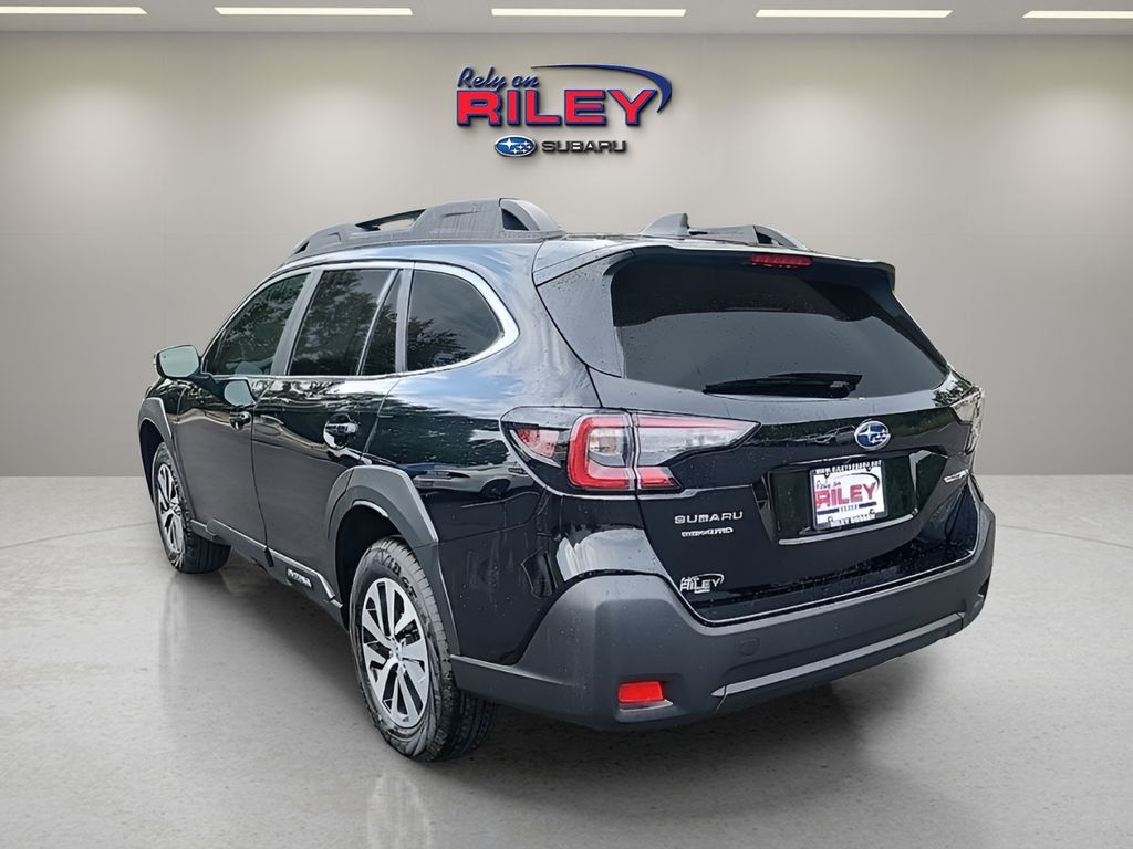 2025 Subaru Outback Premium photo 3