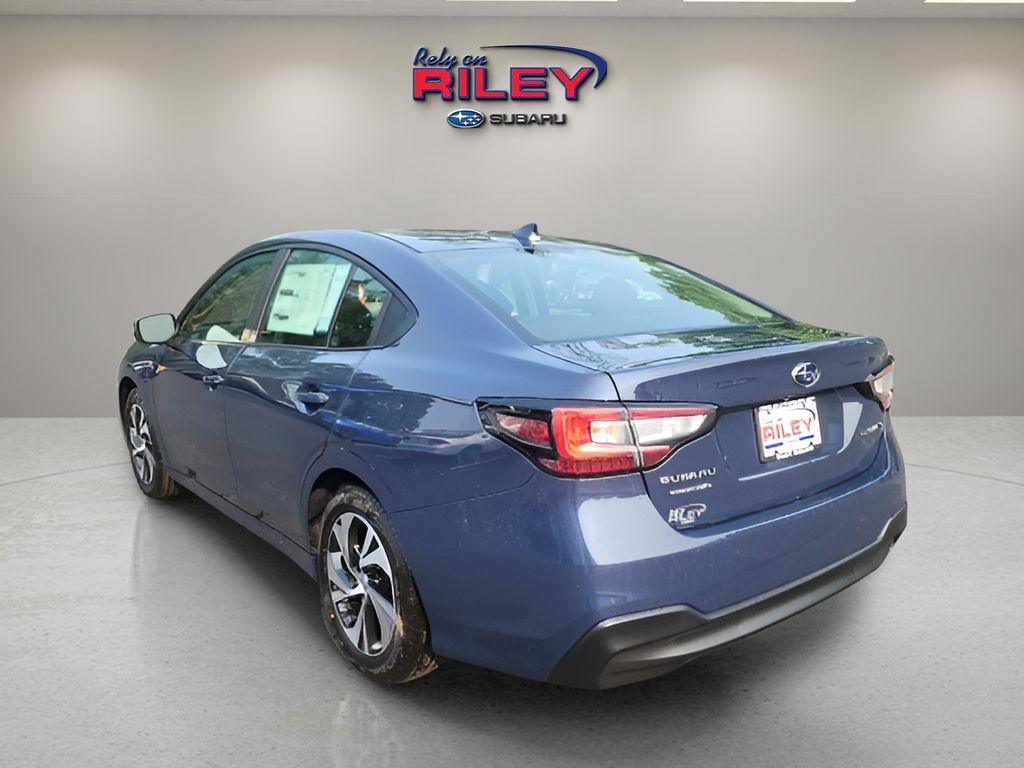 2025 Subaru Legacy Premium photo 3