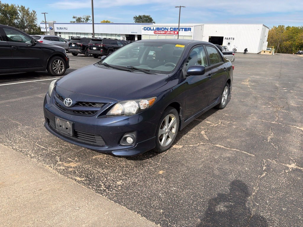 Used 2012 Toyota Corolla S with VIN 2T1BU4EE0CC882354 for sale in Dubuque, IA
