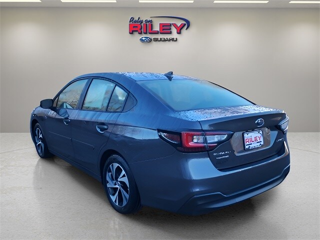 2025 Subaru Legacy Premium photo 2