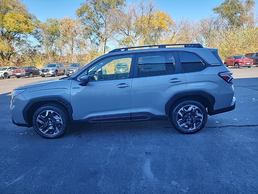 2025 Subaru Forester Limited photo 3