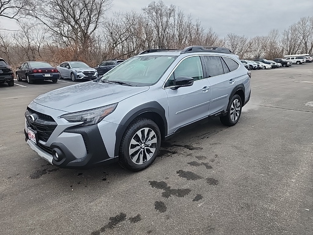 2025 Subaru Outback Limited's photo