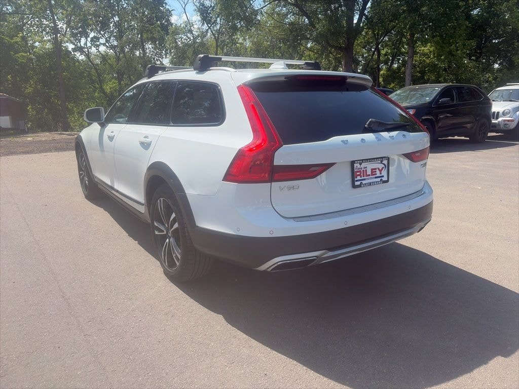 Used 2018 Volvo V90 Cross Country T5 AWD Wagon