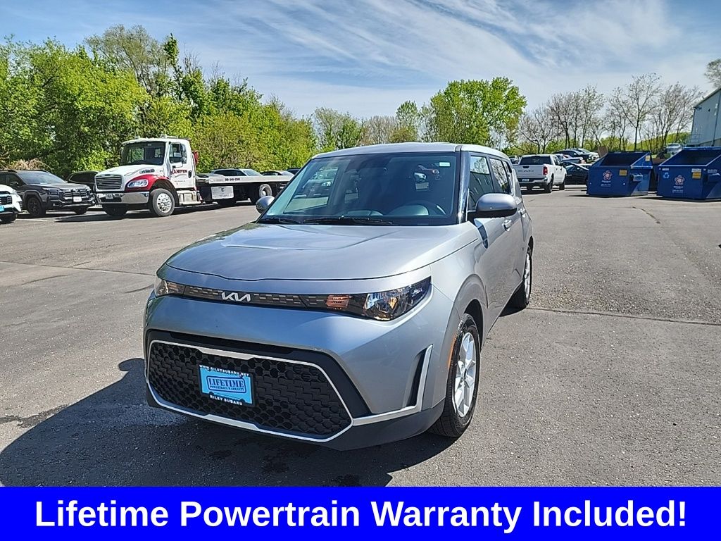 2025 Kia Soul 2.0L LX IVT's photo