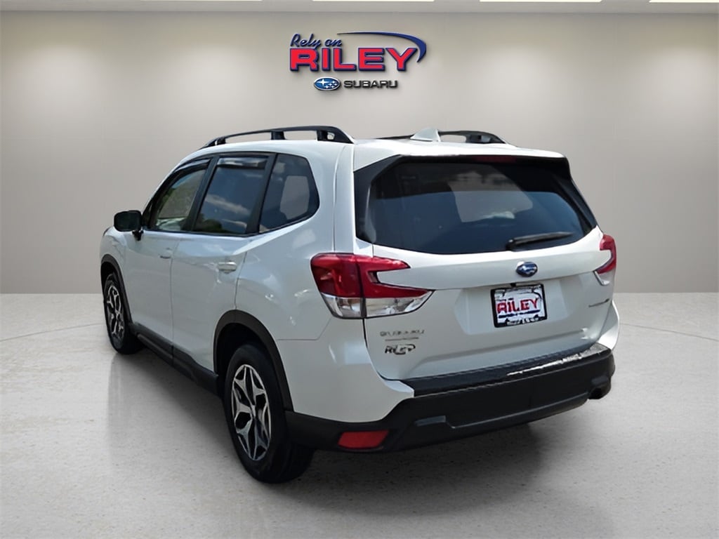 Used 2023 Subaru Forester Premium SUV
