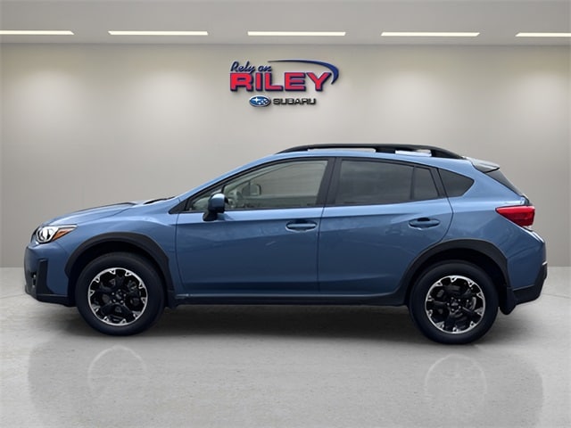 Certified 2022 Subaru Crosstrek Premium with VIN JF2GTAEC3NH229653 for sale in Dubuque, IA