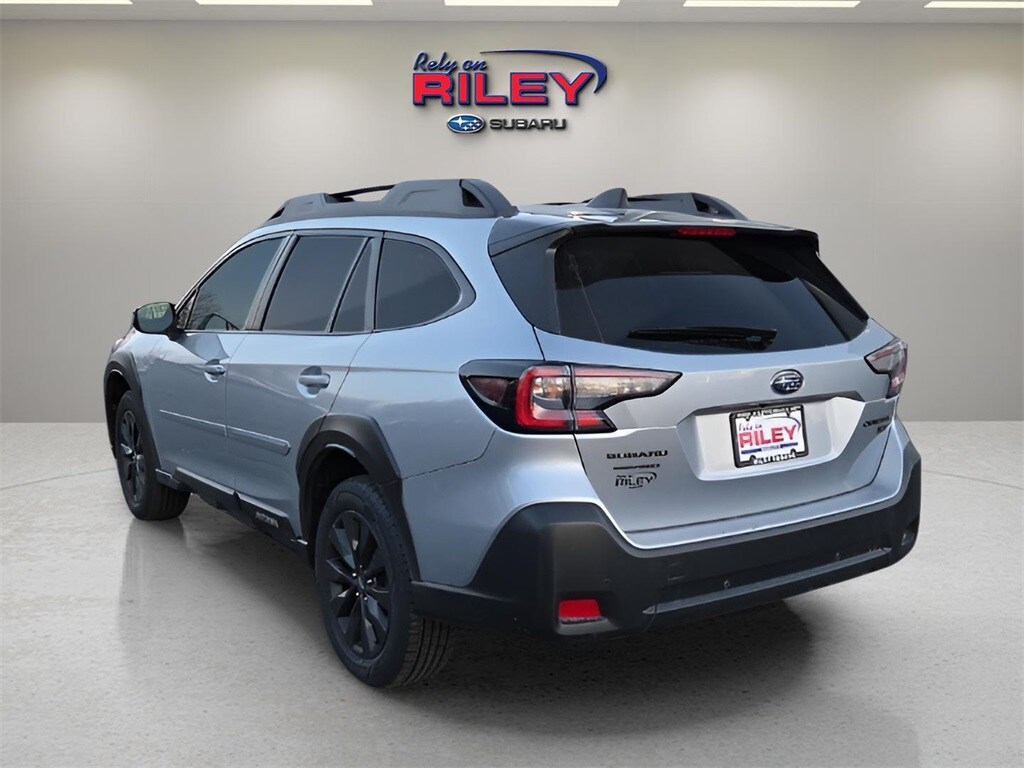 2023 Subaru Outback Onyx Edition XT photo 2