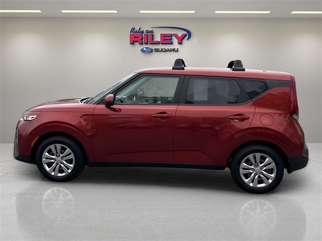 Used 2020 Kia Soul LX with VIN KNDJ23AUXL7117498 for sale in Dubuque, IA