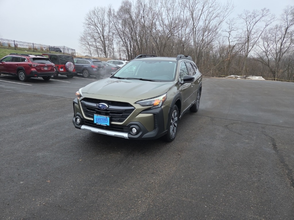 2024 Subaru Outback Limited's photo