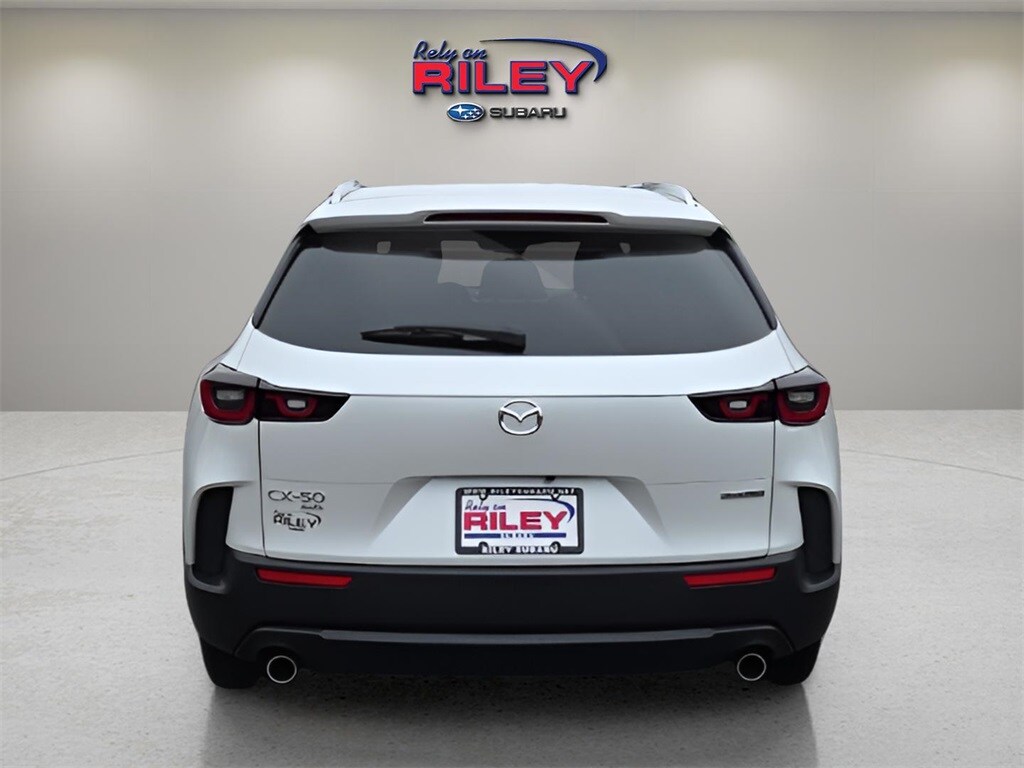 2024 Mazda CX-50 2.5 S Preferred photo 4