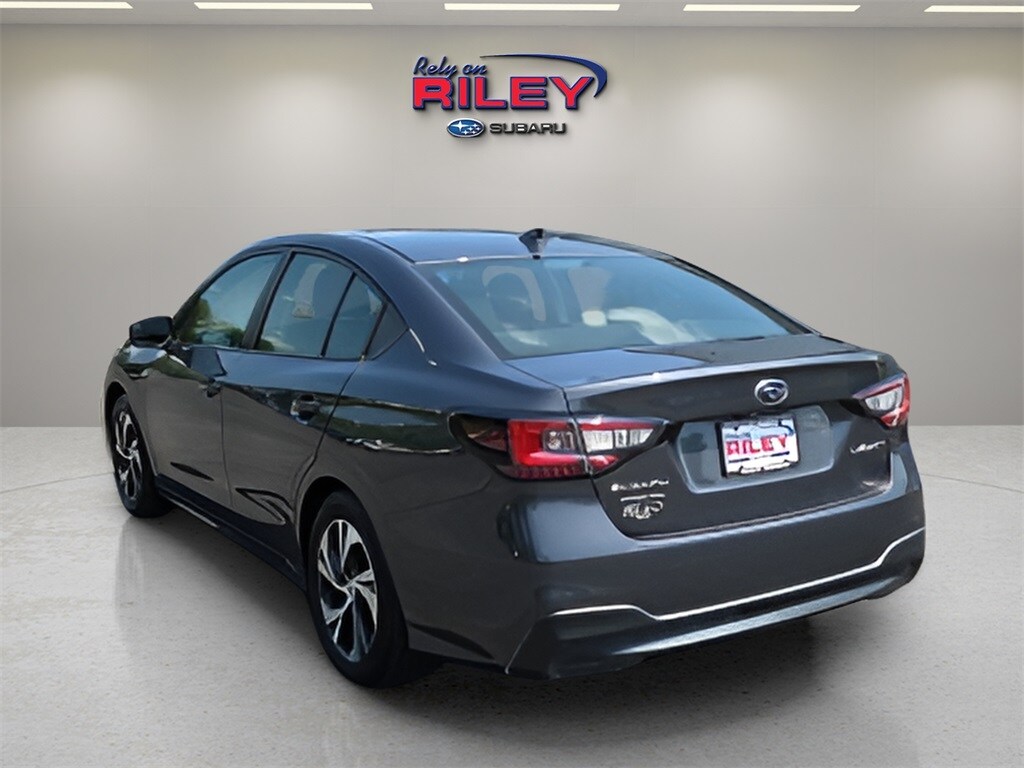 2023 Subaru Legacy Base photo 2