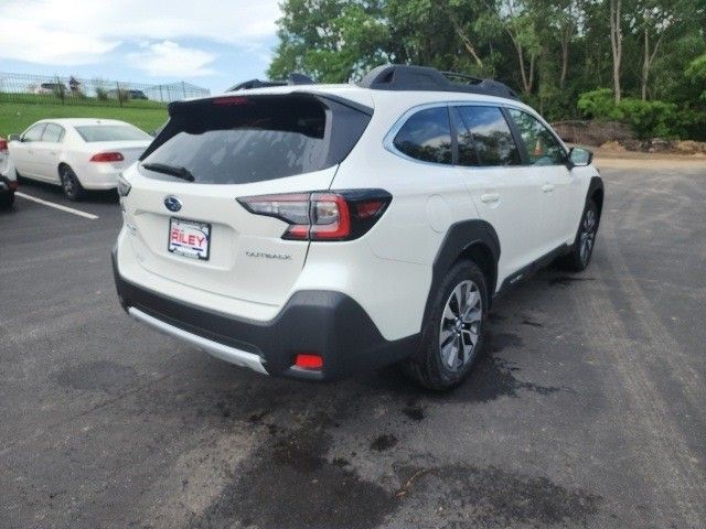 2025 Subaru Outback Limited photo 4
