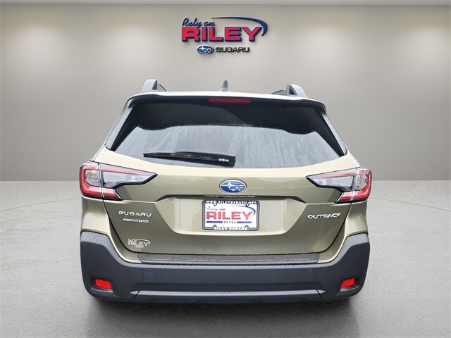 2025 Subaru Outback Premium photo 4