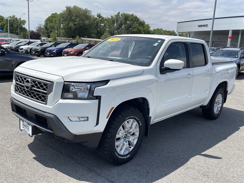 2023 Nissan Frontier SV photo 3