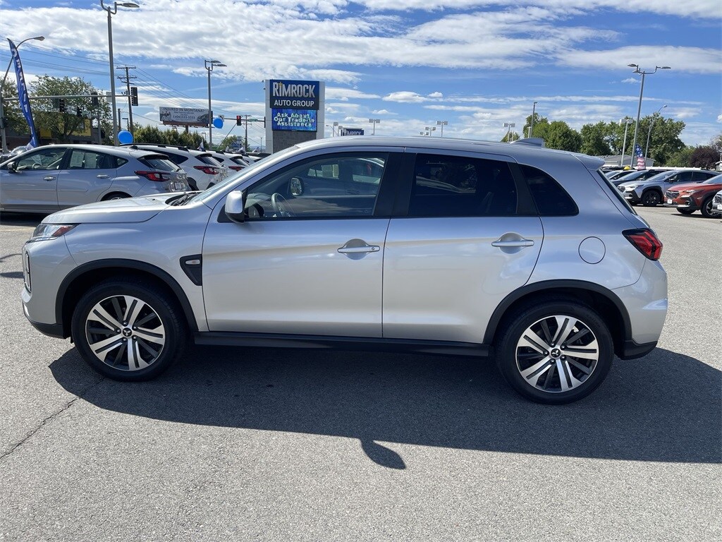 2021 Mitsubishi Outlander Sport ES photo 2