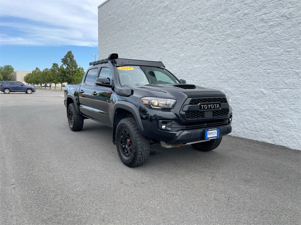 Used 2019 Toyota Tacoma TRD Pro with VIN 5TFCZ5AN8KX185516 for sale in Billings, MT