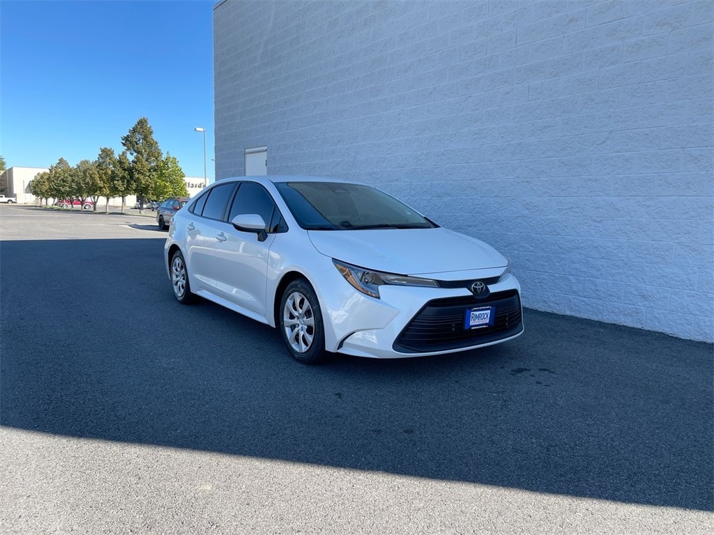 Used 2023 Toyota Corolla LE with VIN 5YFB4MDEXPP053119 for sale in Billings, MT