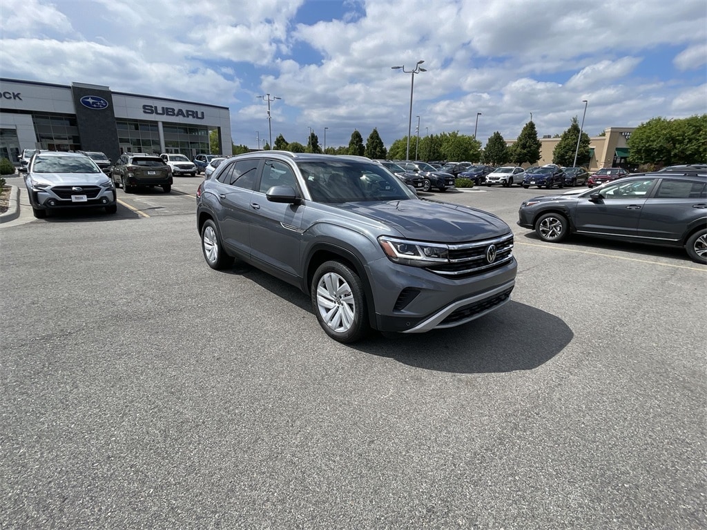 Used 2022 Volkswagen Atlas Cross Sport 3.6L V6 SE w/Technology SUV