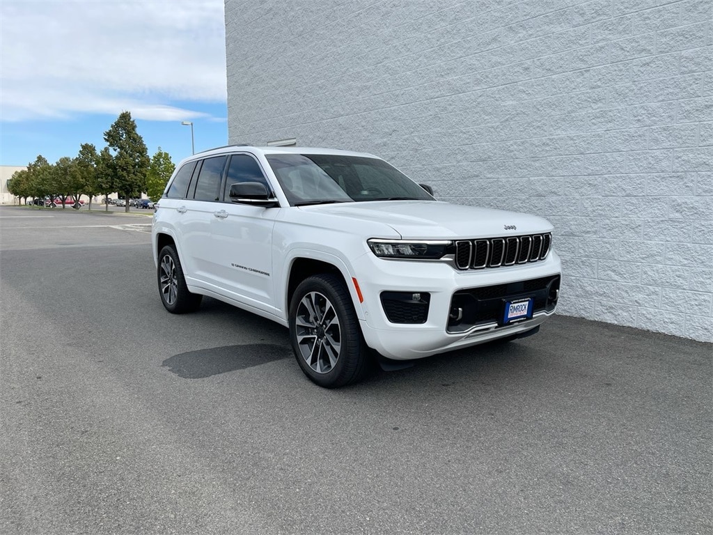 Used 2022 Jeep Grand Cherokee Overland with VIN 1C4RJHDGXN8561387 for sale in Billings, MT