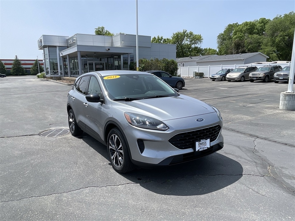 Used 2021 Ford Escape SE with VIN 1FMCU9G61MUA94612 for sale in Billings, MT
