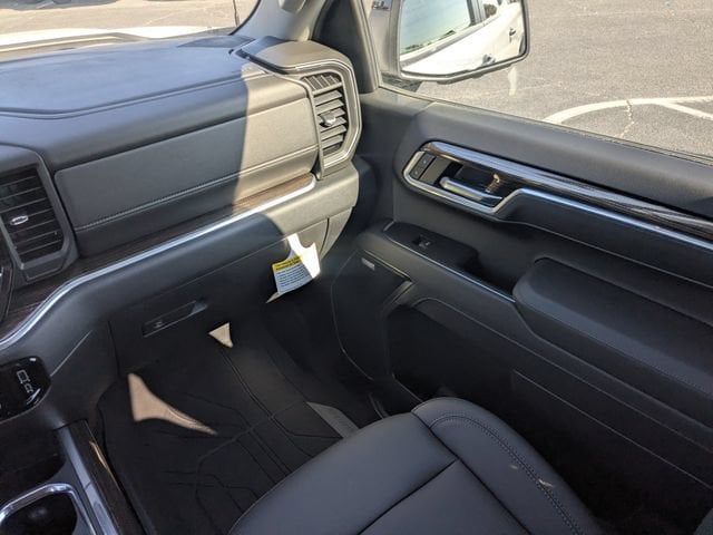 2026 Chevrolet Silverado 1500 RST - Photo 15
