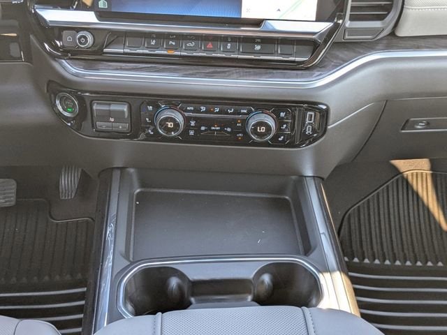 2025 Chevrolet Silverado 2500 HD LTZ - Photo 18