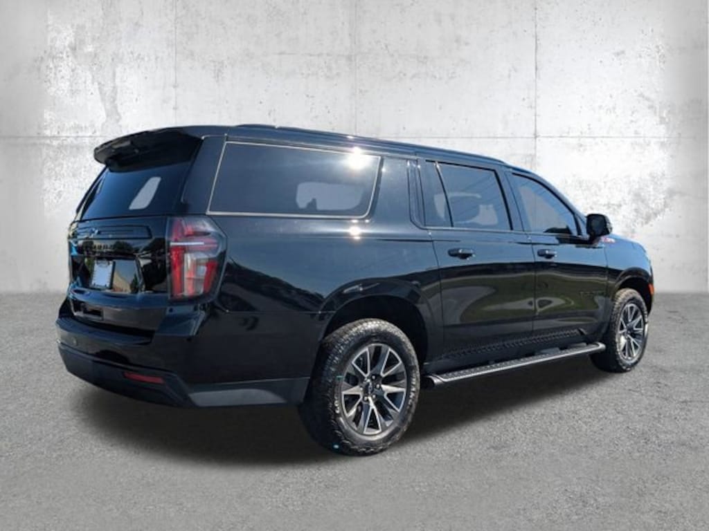 Used 2024 Chevrolet Suburban Z71 SUV