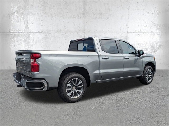 2025 Chevrolet Silverado 1500 LT photo 3