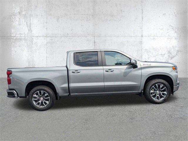 2025 Chevrolet Silverado 1500 LT photo 2