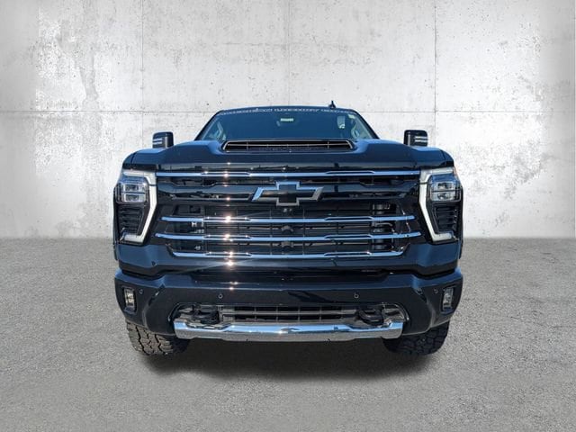 2025 Chevrolet Silverado 2500 HD LTZ - Photo 10