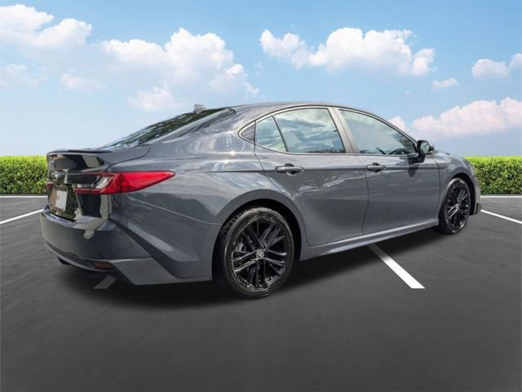 Used 2025 Toyota Camry SE Sedan