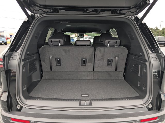 2027 Chevrolet Traverse LT - Photo 6