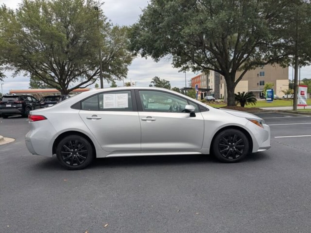 Used 2024 Toyota Corolla LE