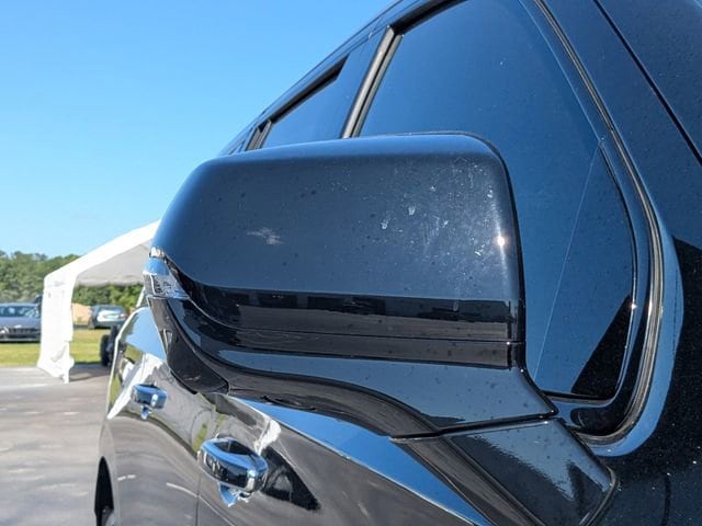 2026 Chevrolet Suburban High Country - Photo 11