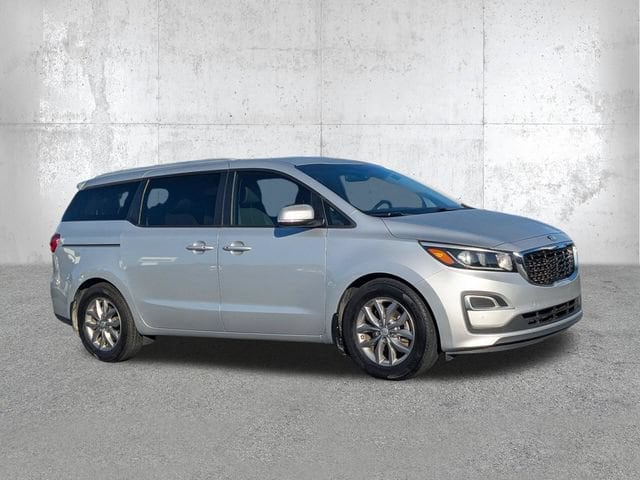 Used 2019 Kia Sedona EX with VIN KNDMB5C19K6509467 for sale in Rincon, GA