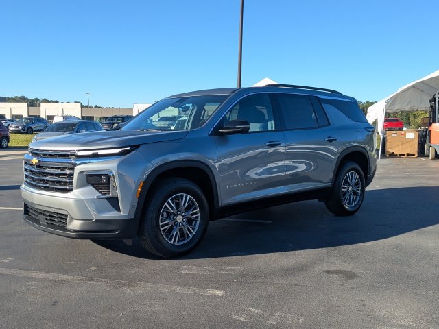 2027 Chevrolet Traverse LT - Photo 7